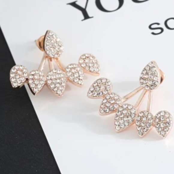 NEW Crystal Front Jacket Earrings Ear Hugger Sparkle - Picture 4 of 4